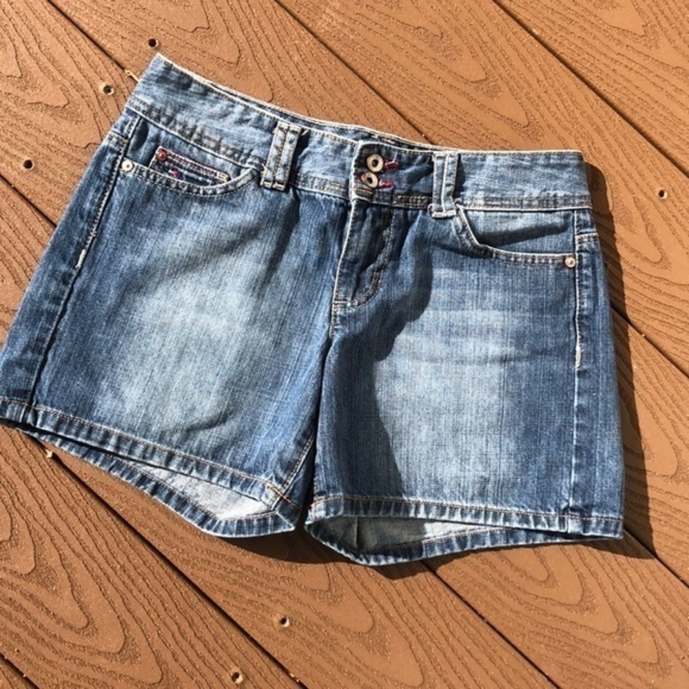 Tommy Hilfiger cute jeans shorts